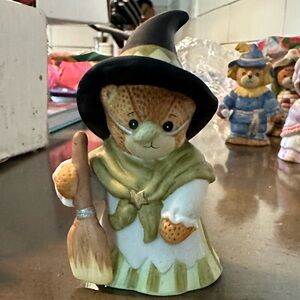 Lucy & Me Wizard of Oz bears, wicked witch and scarecrow